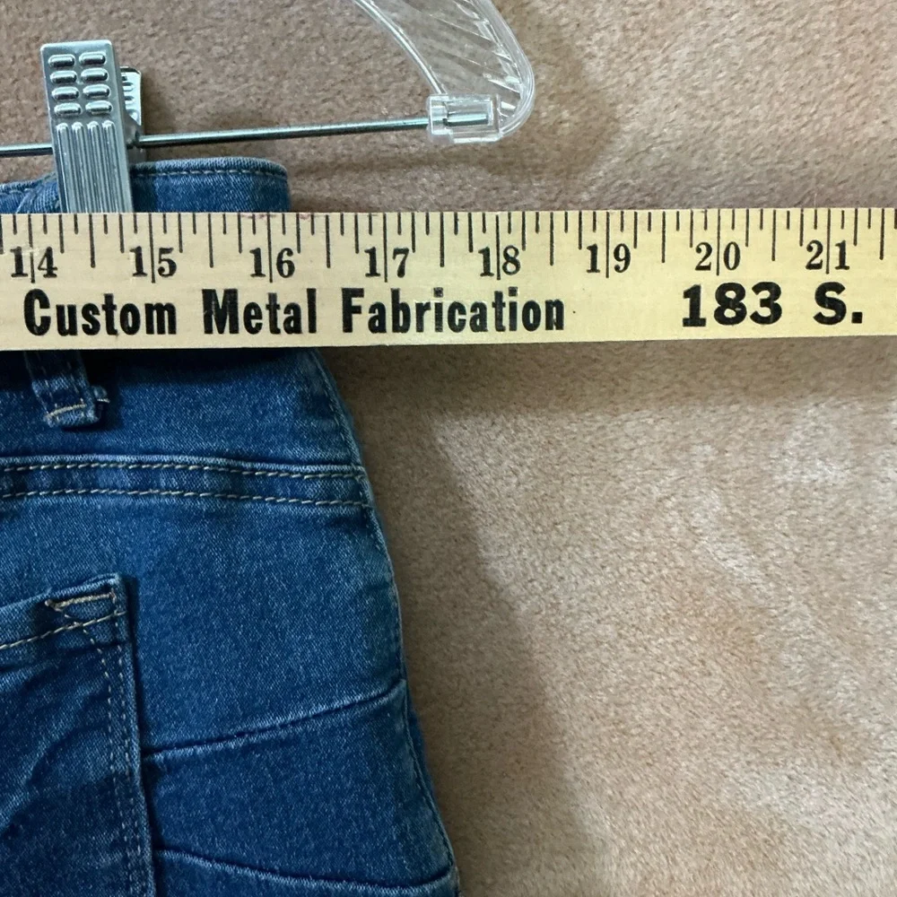 Fashion Nova  Dark Blue Distressed Skinny‎ Jeans - Picture 5 of 7
